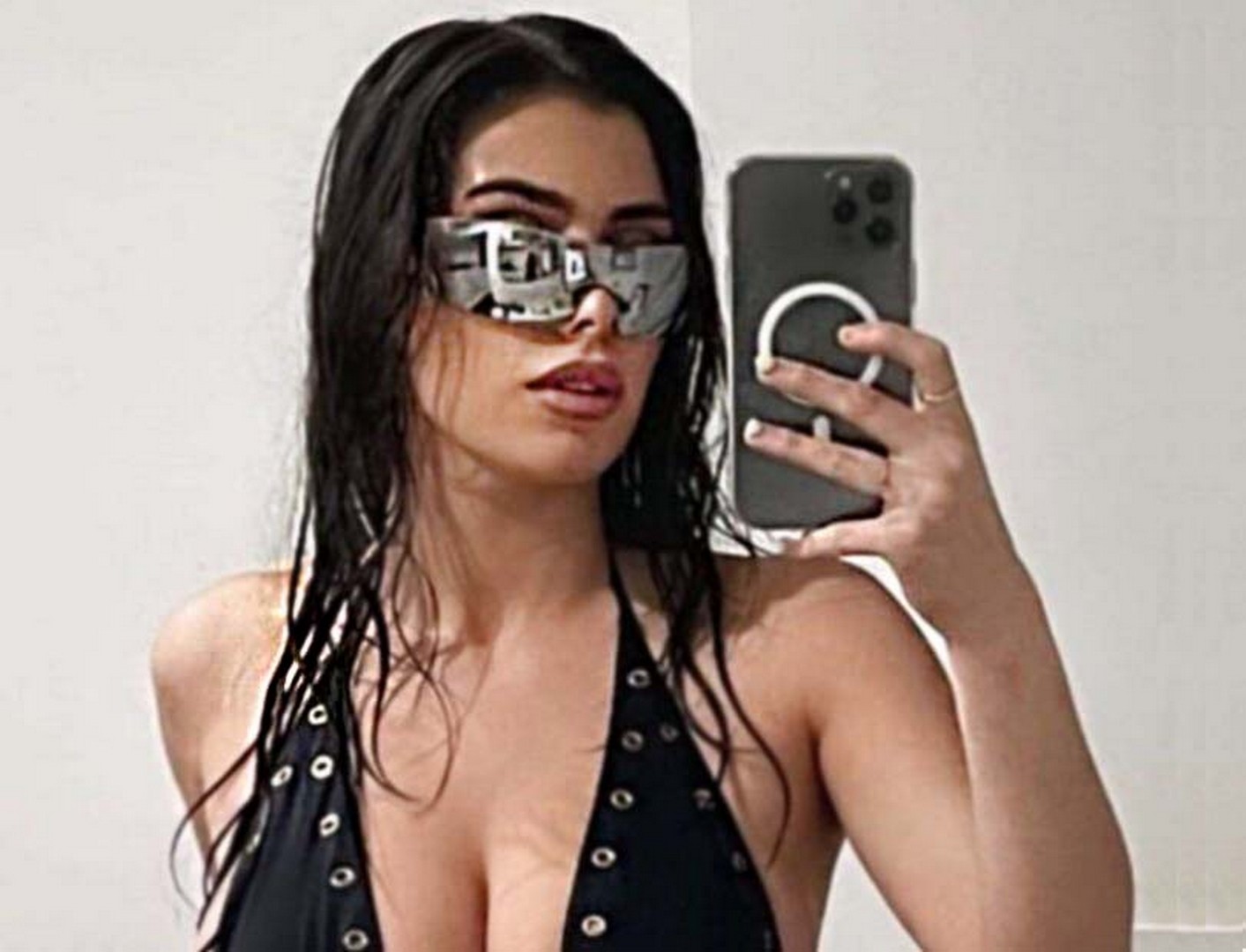 Наряда Бьянки Цензори