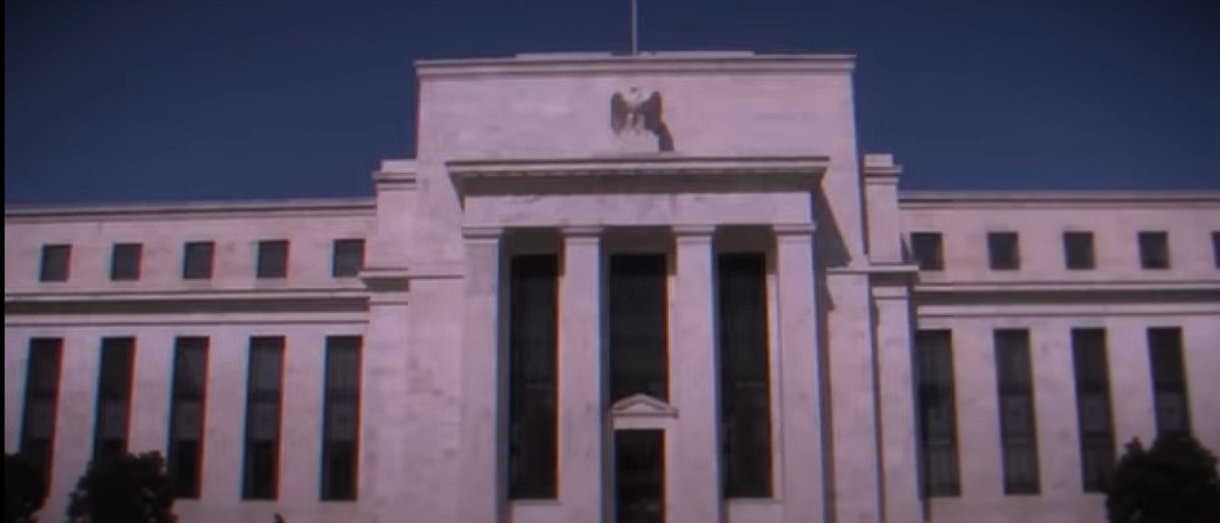 ФРС США на распутье: Снижение ставки на 50 базисных пунктов? ФРС США на распутье: Снижение ставки на 50 базисных пунктов 2025?