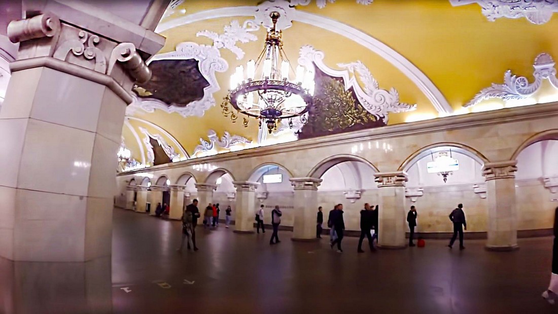 На зеленой ветке московского метрополитена сегодня утром произошел серьезный сбой в движении поездов. На зеленой ветке московского метро сегодня утром произошел серьезный сбой в движении поездов.