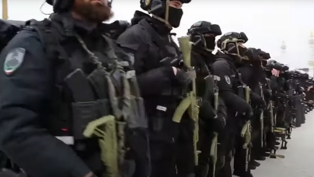 Реакции в соцсетях: Сарказм и цинизм на марше 2025.