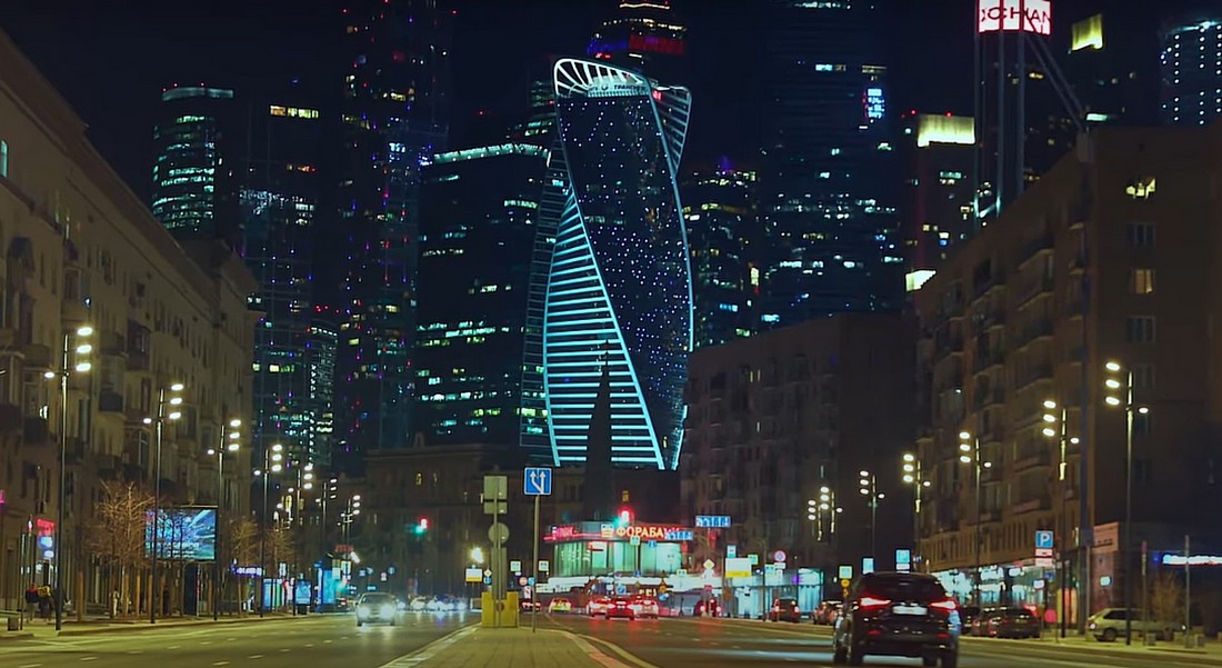 Ночная Москва: Алкоголь, Метро и Роскошь. Ночная Москва: Алкоголь, Метро и Роскошь 2025.