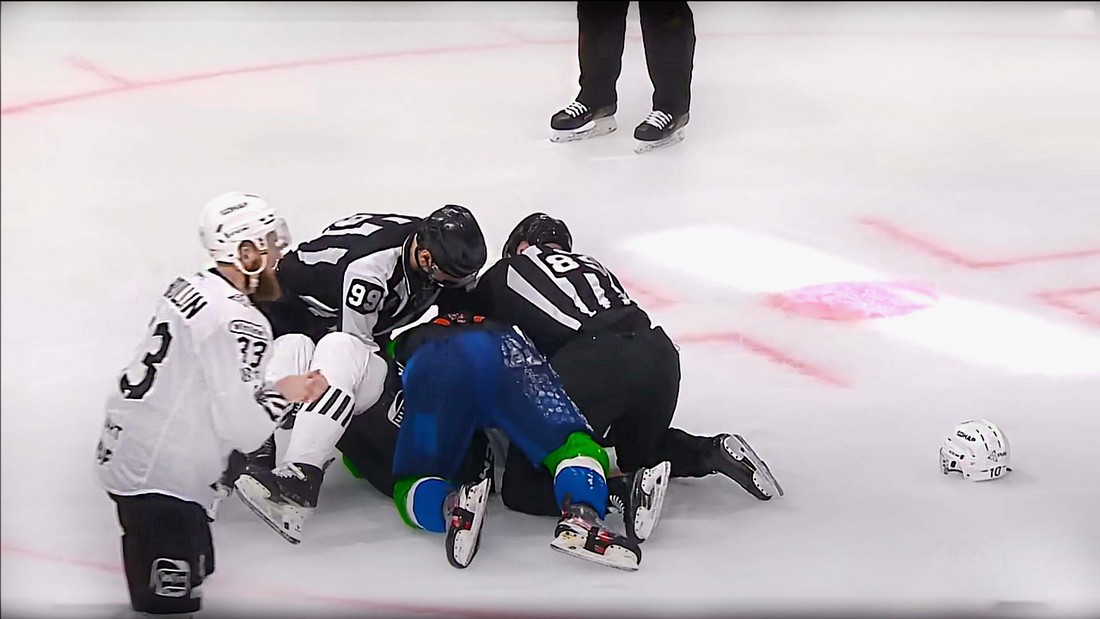 Челябинский хоккейный клуб «Трактор» сыграет с магнитогорским «Металлургом»